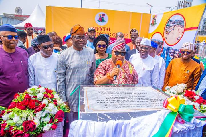 Adeleke Commissions Road Project In Oyo, Calls For Collaboration Among South West States