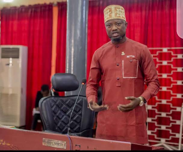 Sango Inferno: Hon. Babajide Seeks Support For Victims Sango Inferno: Hon. Babajide Seeks Support For Victims