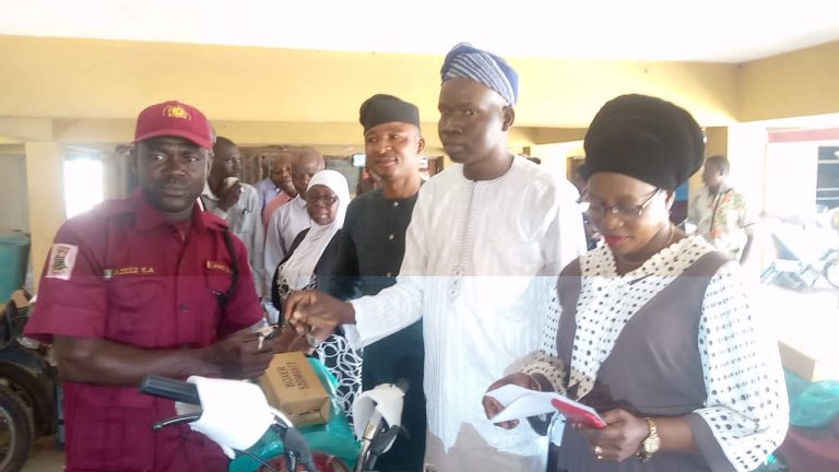 Akinyele Council Chairman,Taoheed Adedigba Presents Motorcycles, Generators, Other Equipment To Security Agencies