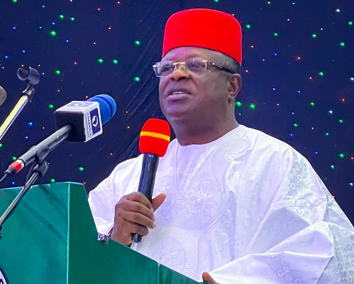 FG Returns Toll On Lagos-Ibadan Expressway, Second Niger Bridge, Others FG Returns Toll On Lagos-Ibadan Expressway, Second Niger Bridge, Others