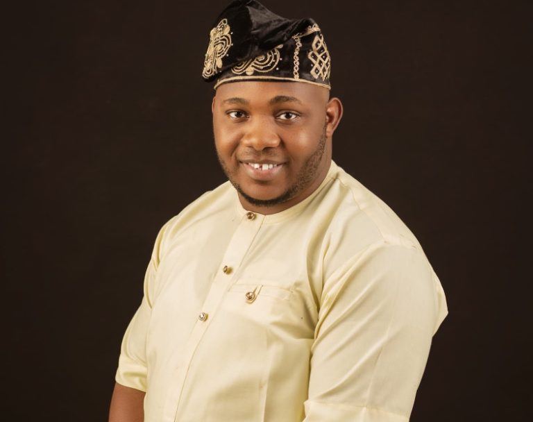 Oyo Speaker Felicitates PDP Youth Leader, Ogunsina On His Birthday