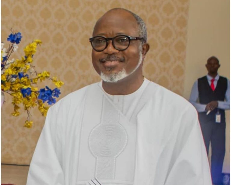 Oyo Speaker, Ogundoyin Felicitates PDP Leader, Chief Adewale Alase, Describes Him As Political Rallying Point