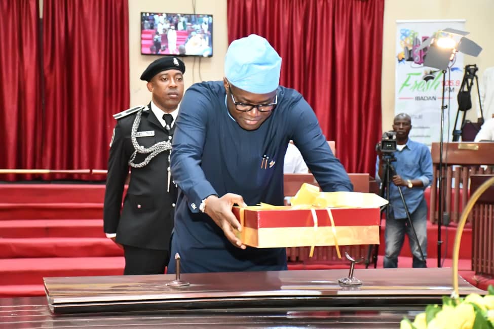 Makinde Presents 2025 Budget, Allocates Over 43 Percent To Infrastructure, Education Makinde Presents 2025 Budget, Allocates Over 43 Percent To Infrastructure, Education