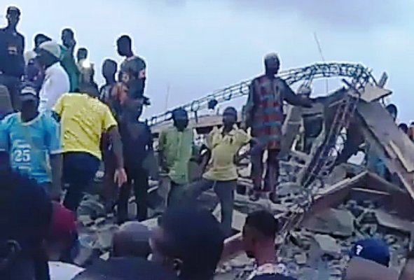 Revealed: How Building Owner, Pa Lamidi Lost Five Children, Grandchildren Revealed: How Building Owner, Pa Lamidi Lost Five Children, Grandchildren