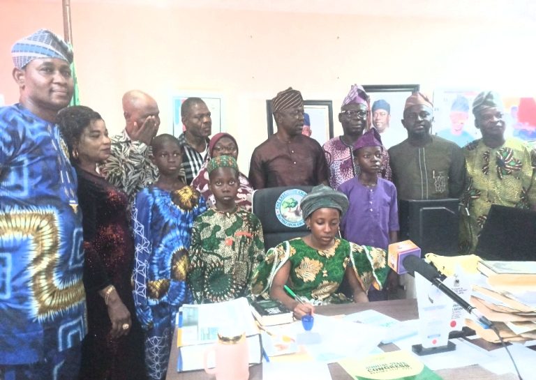 Oluyole LG Boss, Olatunji Swears-In One Day Chairperson, Ileladewa