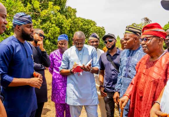 Oyo Speaker, Ogundoyin Pays Working Visit To Constituency Oyo Speaker, Ogundoyin Pays Working Visit To Constituency