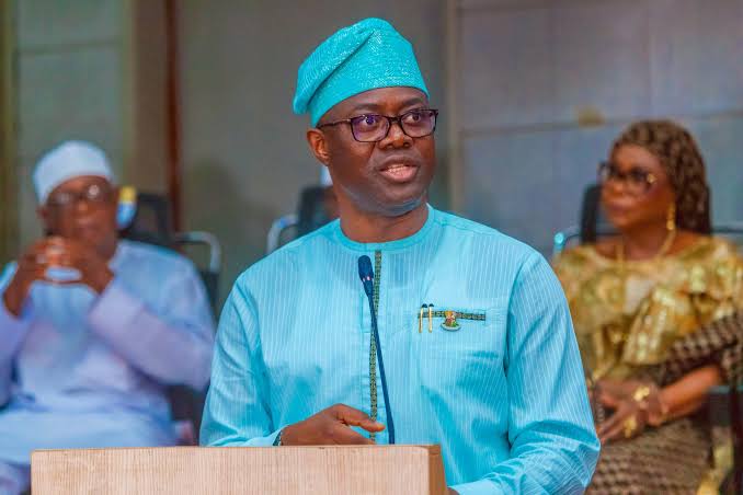 Alesinloye Fire Incident: Oyo Government Empathises With Traders Alesinloye Fire Incident: Oyo Government Empathises With Traders