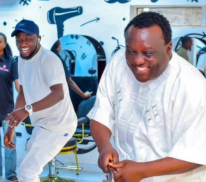 Saheed Osupa Eulogizes Media Manager, Fountain Busari On His Birthday