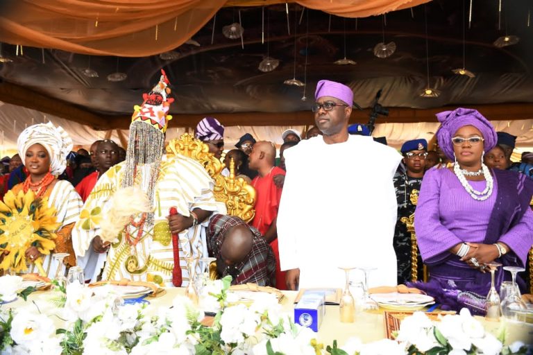 Faces, Glamour At Ceremonial Coronation Of New Alaafin
