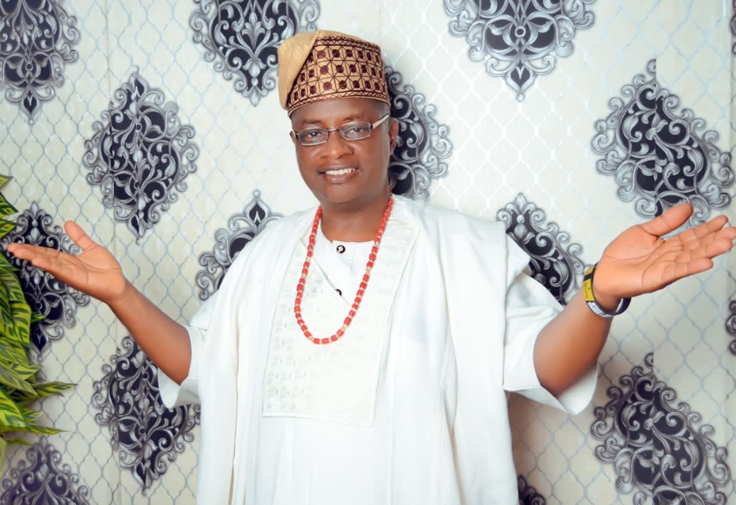 Parrotxtra @ 20: Asiwaju Hassan Giwa Greets Amb Olayinka Agboola On Double celebrations Parrotxtra @ 20: Asiwaju Hassan Giwa Greets Amb Olayinka Agboola On Double celebrations