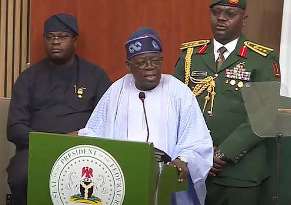June 12: Kudirat Abiola, Soyinka, Ken Saro-Wiwa, Others Bagged National Honours June 12: Kudirat Abiola, Soyinka, Ken Saro-Wiwa, Others Bagged National Honours