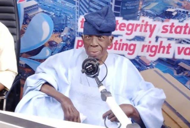 Makinde Renames The Polytechnic, Ibadan After Olunloyo Makinde Renames The Polytechnic, Ibadan After Olunloyo