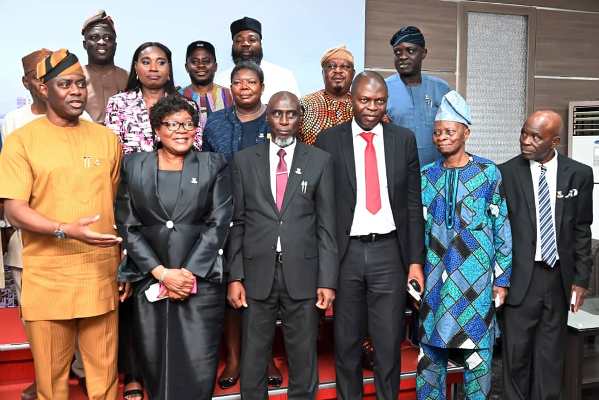 Makinde Inaugurates Oyo NJC Members