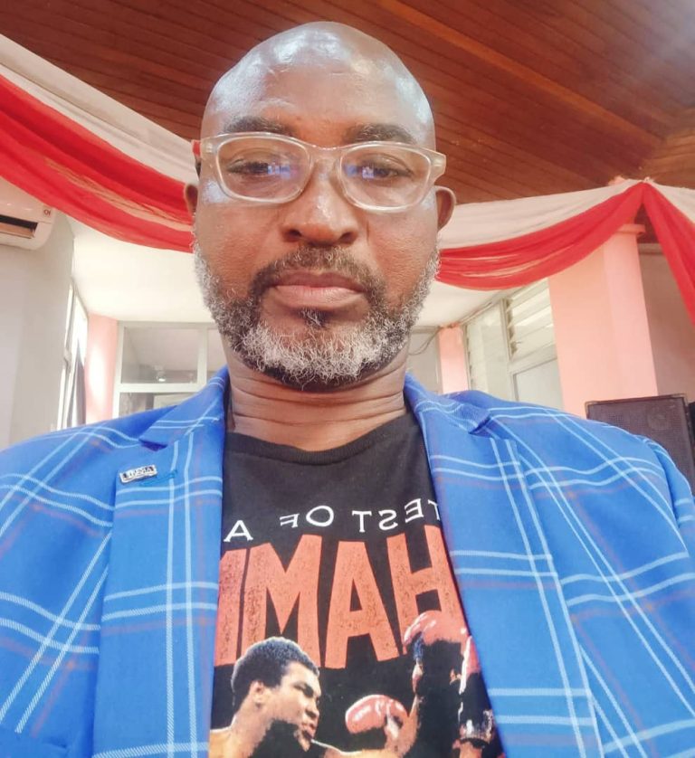 Aboderin Thrills By Fans Massive Turnout At Super Fight Boxing Show