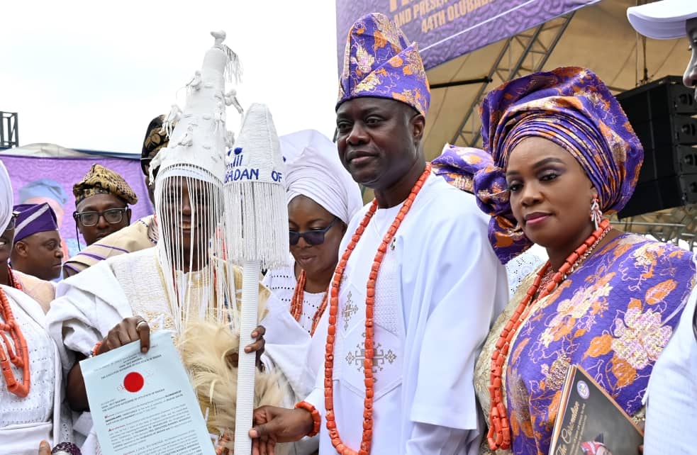 Makinde Presents Staff, Instruments Of Office To Ladoja As 44th Olubadan Makinde Presents Staff, Instruments Of Office To Ladoja As 44th Olubadan