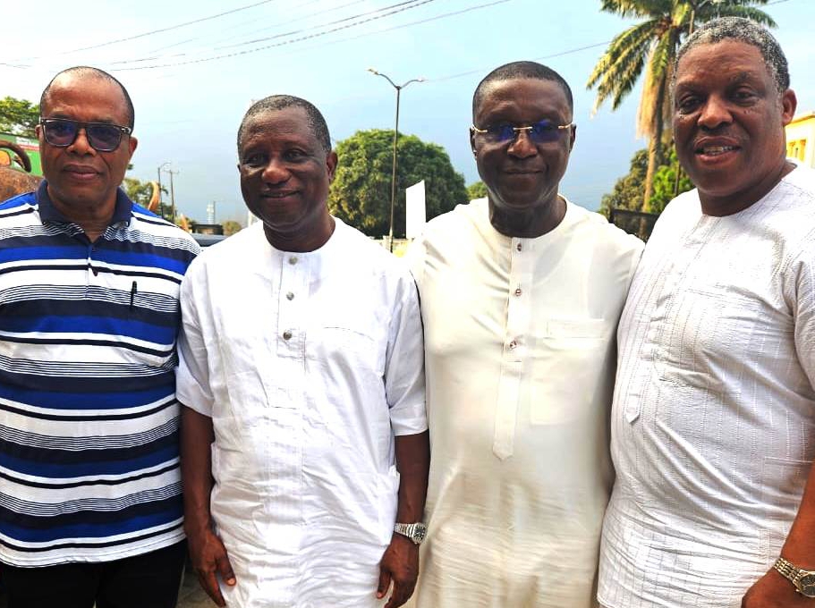 NFF Bigwigs Laud 3SC Chairman For Upholding Father’s Good Football Administration Legacy NFF Bigwigs Laud 3SC Chairman For Upholding Father’s Good Football Administration Legacy