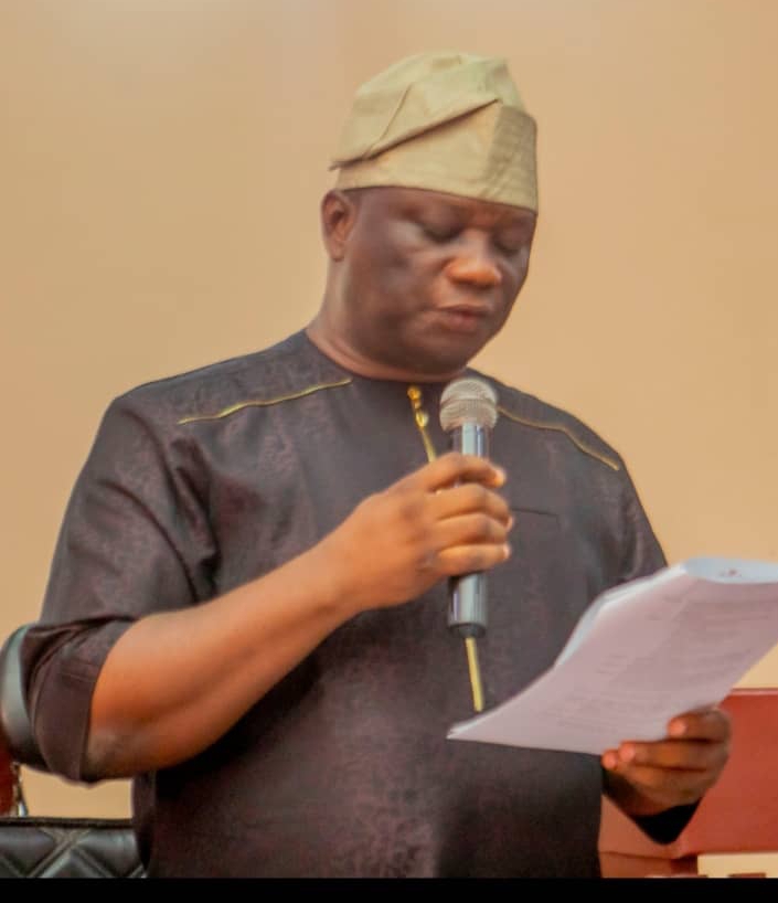 Oyo Lawmaker, Hon. Fowokanmi Presents Motion For Release Of ₦500m Promised Abiola Ajimobi Tech U