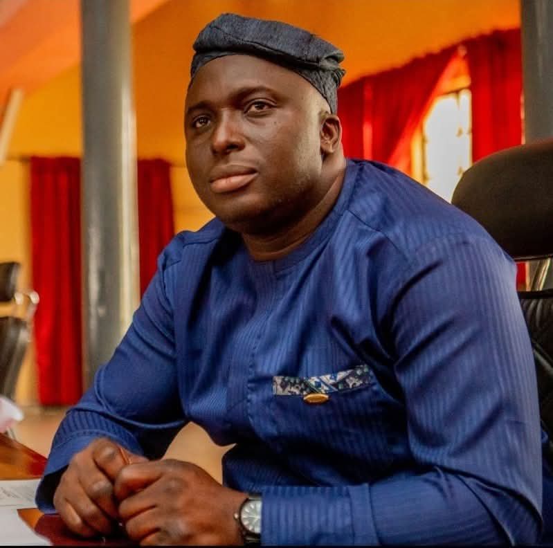 Birthday: Oyo Speaker, Hon. Ogundoyin Felicitates Oyo East/Oyo West Lawmaker, Hon. Olorunpoto Birthday: Oyo Speaker, Hon. Ogundoyin Felicitates Oyo East/Oyo West Lawmaker, Hon. Olorunpoto