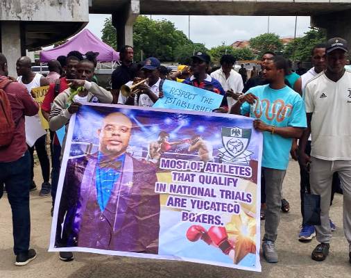 NBBofC Vs NBF: Nigerian Professional Boxers Protest In Lagos NBBofC Vs NBF: Nigerian Professional Boxers Protest In Lagos