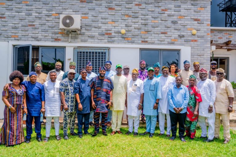 Governorship Poll: Oyo Speaker, Lawmakers Endorse Makinde-Anointed Candidate