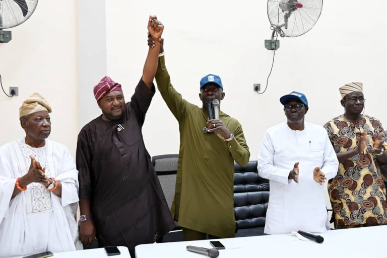 ‎2027: APM Unveils Ogbomoso-Born Engineer, Open Salawu As Deputy Governorship Candidate