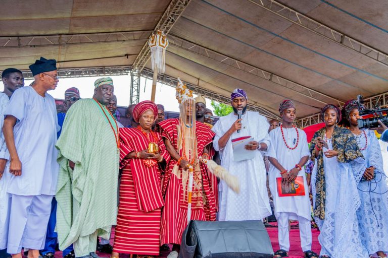 Oyo Speaker Celebrates Installation Of Oba Oyedokun As New Onitabo
