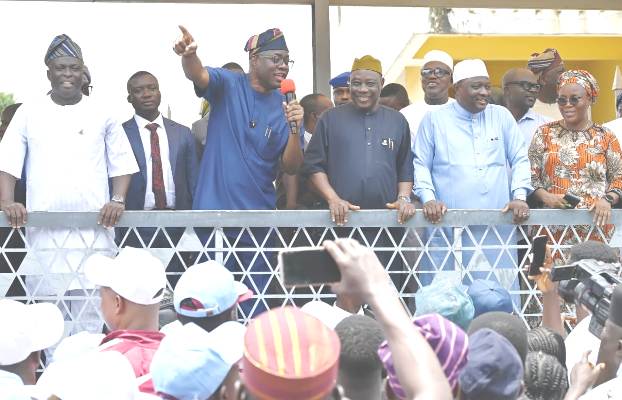 Makinde alleges Tinubu breached constitution